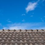 Réparation de tuiles béton - diagnostic et étapes d’intervention